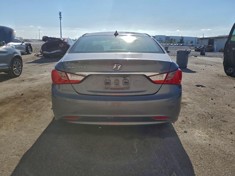 Photo 6 from auction – 2013 HYUNDAI SONATA GLS with VIN 5NPEB4AC7DH756806