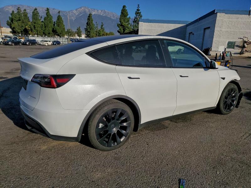 Photo 3 from auction – 2022 TESLA MODEL Y with VIN 7SAYGDEE4NF451177
