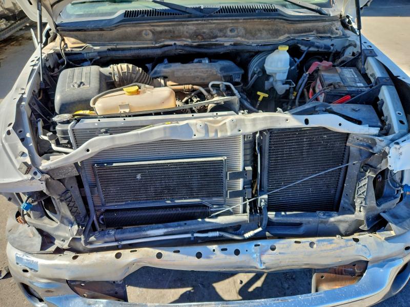 Zdjęcie 11 z aukcji – 2004 DODGE RAM 2500 S z VIN 1D7KU28D34J121806