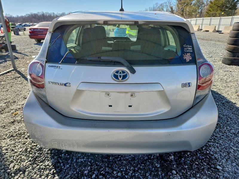 Photo 6 from auction – 2012 TOYOTA PRIUS C with VIN JTDKDTB34C1026959