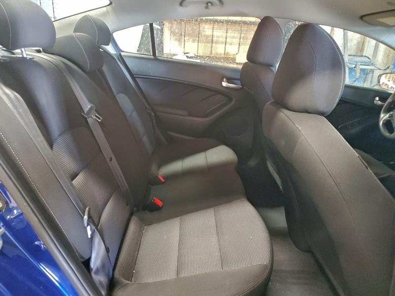 Photo 10 from auction – 2018 KIA FORTE LX with VIN 3KPFK4A78JE165388