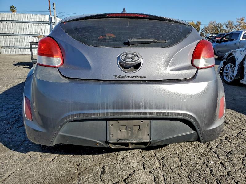 Photo 6 from auction – 2017 HYUNDAI VELOSTER with VIN KMHTC6AD0HU307919