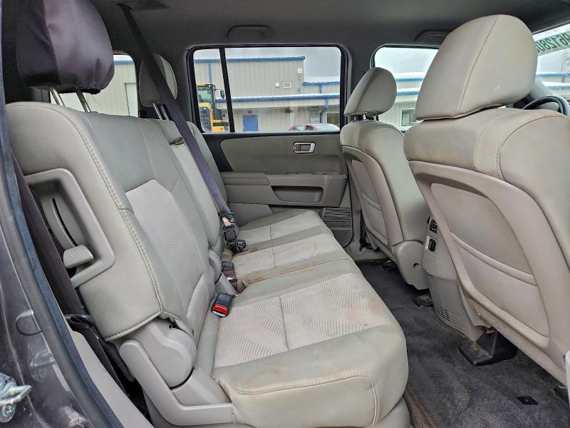 Photo 10 from auction – 2013 HONDA PILOT LX with VIN 5FNYF4H27DB015455
