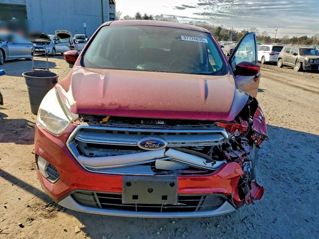 Photo 5 from auction – 2017 FORD ESCAPE SE with VIN 1FMCU0GDXHUC61050