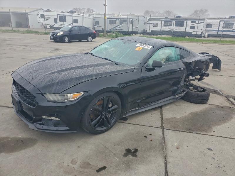 FORD MUSTANG 2015 مع رقم تعريف المركبة 1FA6P8TH8F5342898 - صورة من المزاد