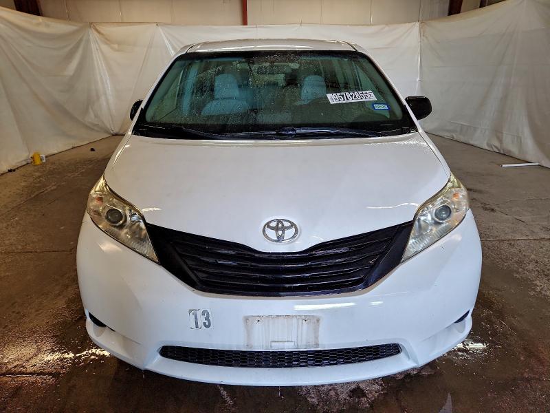 Photo 5 from auction – 2017 TOYOTA SIENNA with VIN 5TDZZ3DC0HS828402