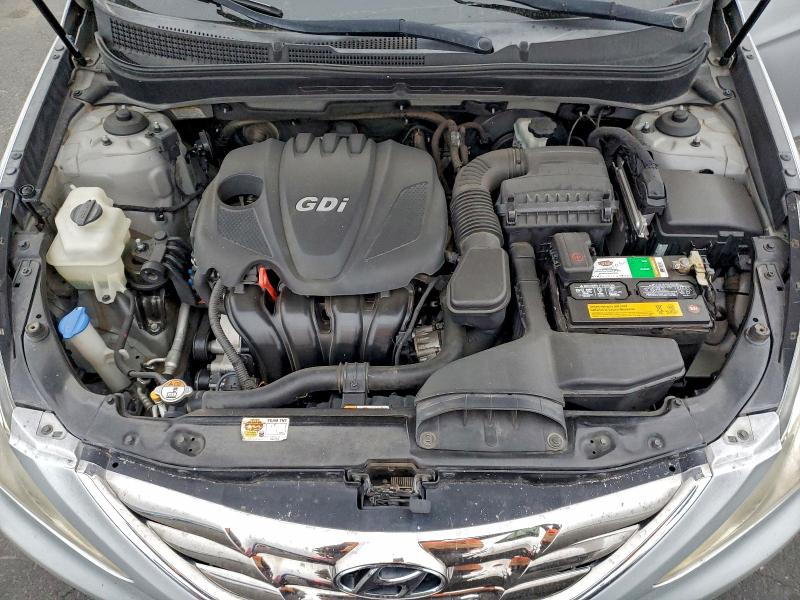 Photo 11 from auction – 2012 HYUNDAI SONATA SE with VIN 5NPEC4ACXCH370912