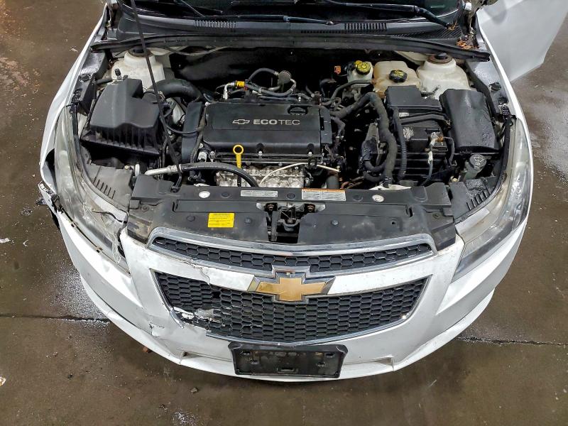 Photo 11 from auction – 2012 CHEVROLET CRUZE with VIN 1G1PC5SH7C7154909