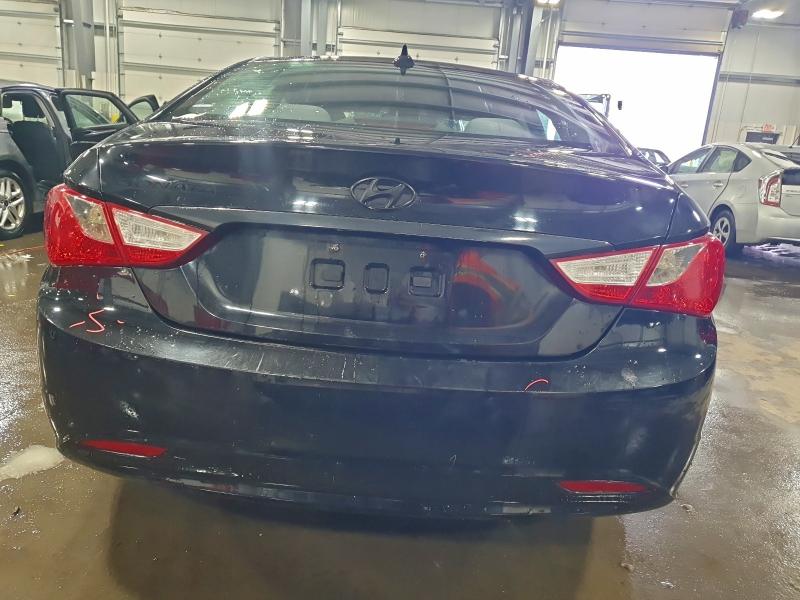 Photo 6 from auction – 2013 HYUNDAI SONATA GLS with VIN 5NPEB4AC8DH588495