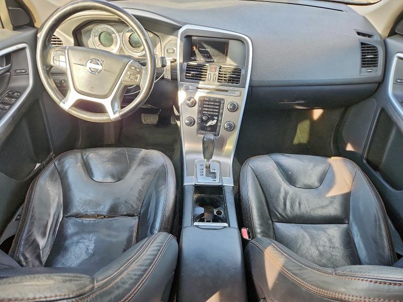 Photo 8 from auction – 2011 VOLVO XC60 3.2 with VIN YV4940DZ6B2219439