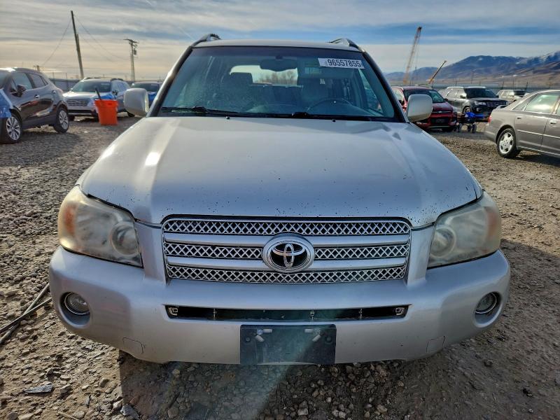 Photo 5 from auction – 2006 TOYOTA HIGHLANDER with VIN JTEEW21A960005368