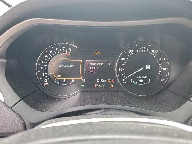 Photo 9 from auction – 2016 LINCOLN MKZ with VIN 3LN6L2G94GR626206