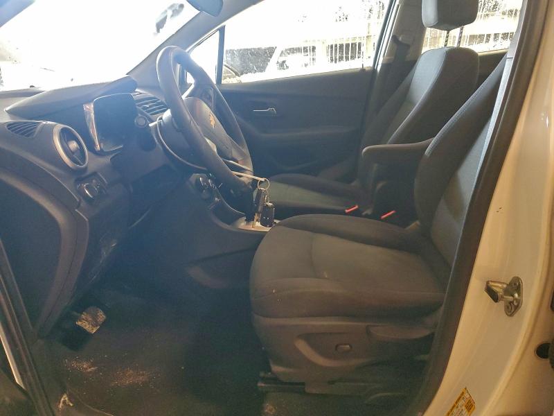 Photo 7 from auction – 2015 CHEVROLET TRAX LS with VIN 3GNCJKSB2FL197387