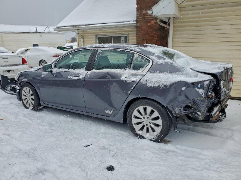 Photo 2 from auction – 2015 HONDA ACCORD EXL with VIN 1HGCR2F87FA050877