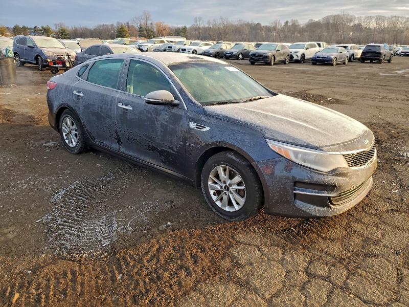 Photo 4 from auction – 2017 KIA OPTIMA LX with VIN KNAGT4L34H5183319