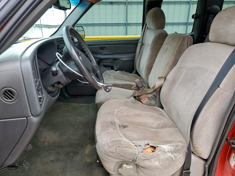 Photo 7 from auction – 2004 CHEVROLET SILVERADO with VIN 2GCEC19V841201477