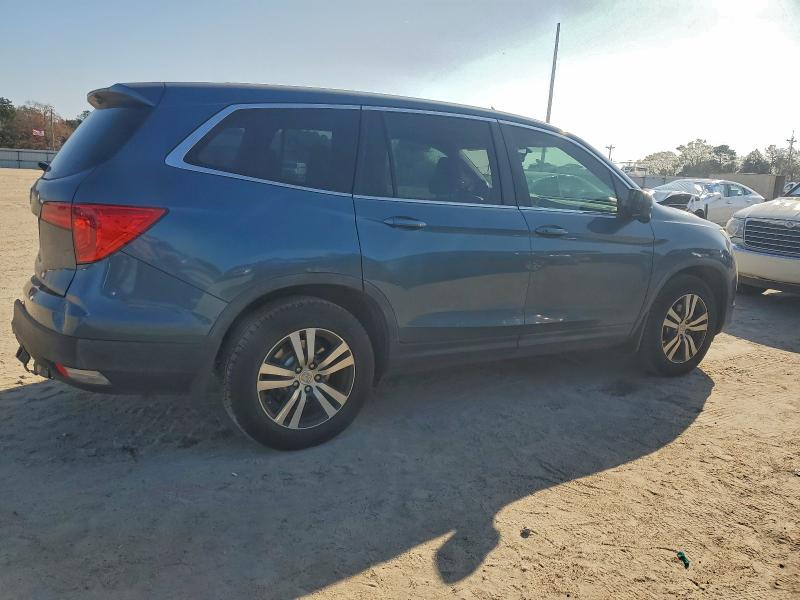 Photo 3 from auction – 2017 HONDA PILOT EXL with VIN 5FNYF5H53HB017953