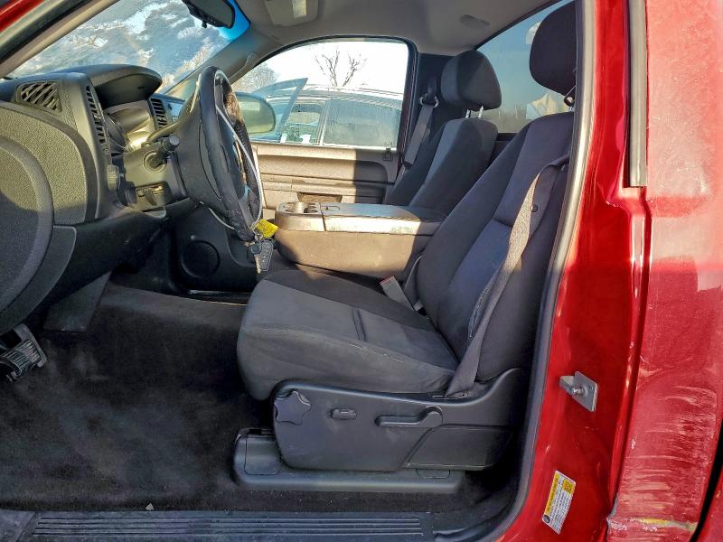 Photo 7 from auction – 2011 CHEVROLET SILVERADO with VIN 1GCNKSE02BF128003