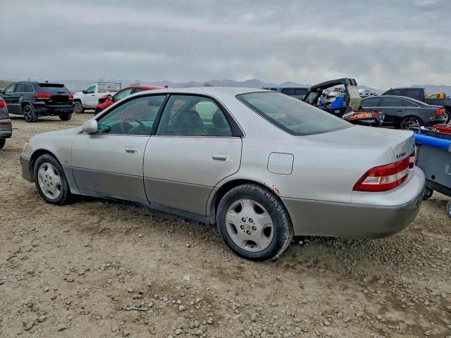 Photo 2 from auction – 2000 LEXUS ES 300 with VIN JT8BF28GXY5102942