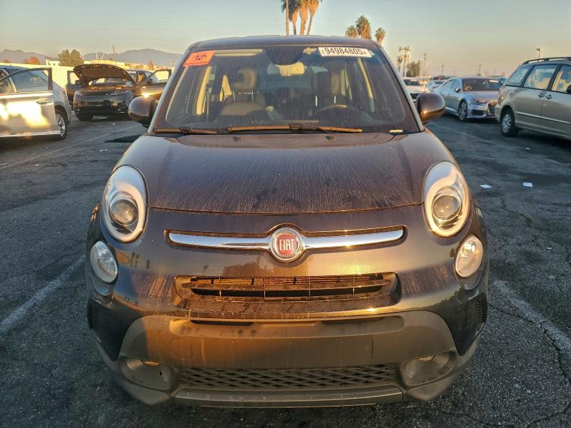 Photo 5 from auction – 2017 FIAT 500L TREKK with VIN ZFBCFADH9HZ039441