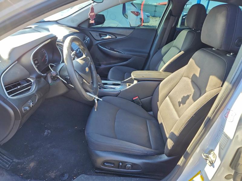 Photo 7 from auction – 2018 CHEVROLET MALIBU LT with VIN 1G1ZD5ST0JF177834