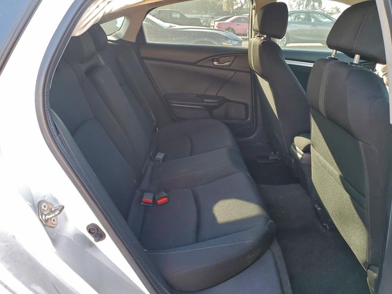 Photo 10 from auction – 2016 HONDA CIVIC with VIN 2HGFC2F72GH538823