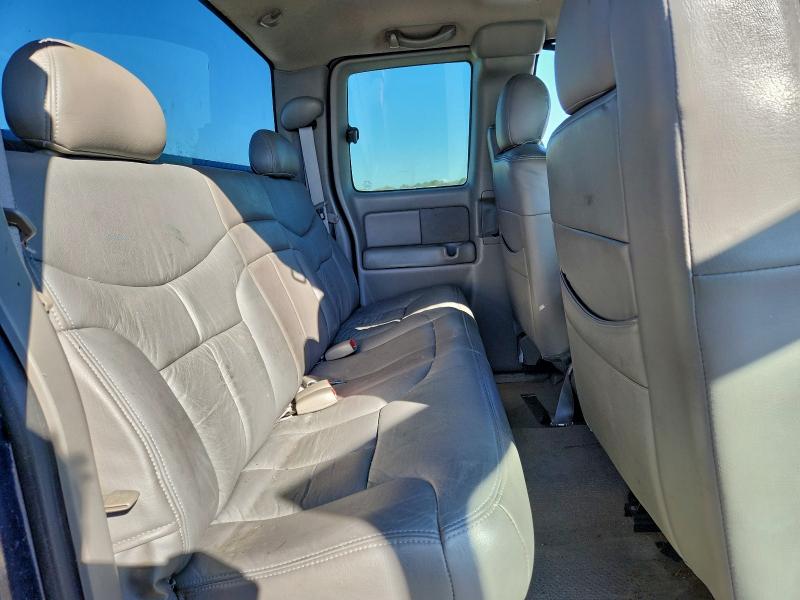 Photo 10 from auction – 2000 GMC NEW SIERRA with VIN 1GTEC19T3YZ284568