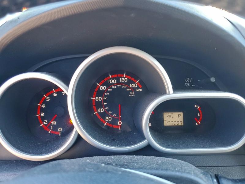 Photo 9 from auction – 2009 PONTIAC VIBE with VIN 5Y2SP67009Z458997