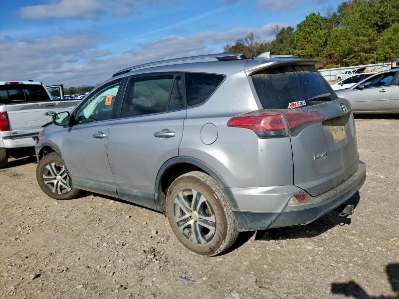 Photo 2 from auction – 2017 TOYOTA RAV4 LE with VIN 2T3BFREV2HW617794