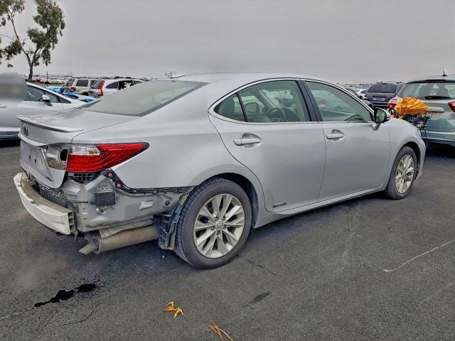 Photo 3 from auction – 2014 LEXUS ES 300H with VIN JTHBW1GG8E2064832