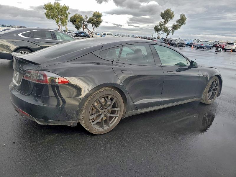 Photo 3 from auction – 2013 TESLA MODEL S with VIN 5YJSA1CG1DFP03750