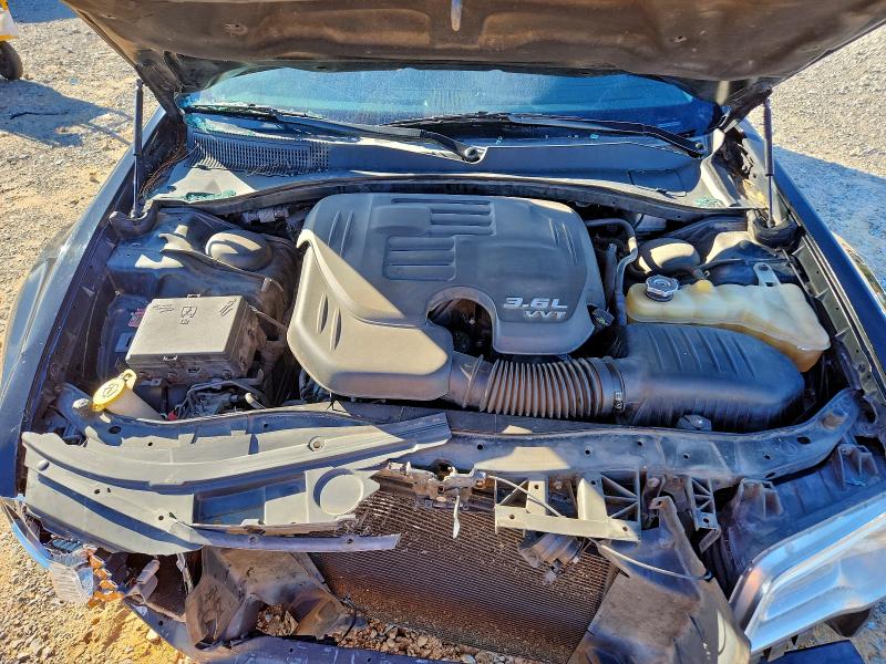 Photo 11 from auction – 2017 CHRYSLER 300C with VIN 2C3CCAEG3HH564494