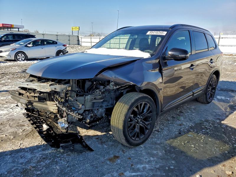 MITSUBISHI OUTLANDER 2018 with VIN JA4AD3A31JZ054112 - Photo from auction