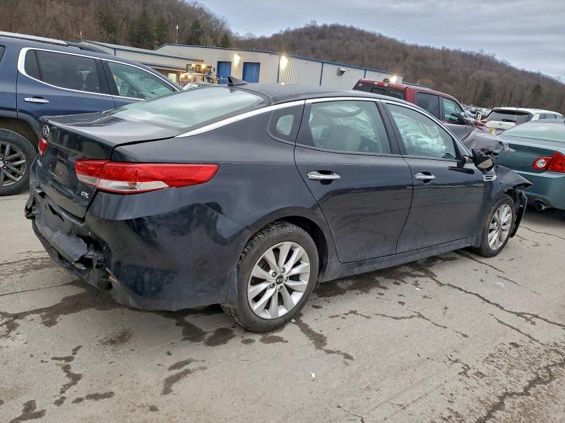 Photo 3 from auction – 2018 KIA OPTIMA EX with VIN 5XXGU4L30JG227494
