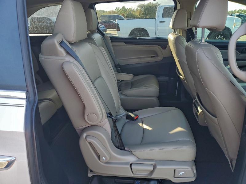 Photo 11 from auction – 2020 HONDA ODYSSEY EX with VIN 5FNRL6H79LB040554