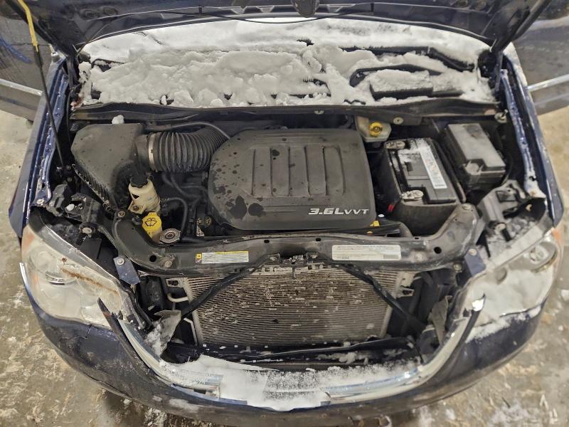 Photo 12 from auction – 2012 CHRYSLER TOWN & COU with VIN 2C4RC1BG9CR226854