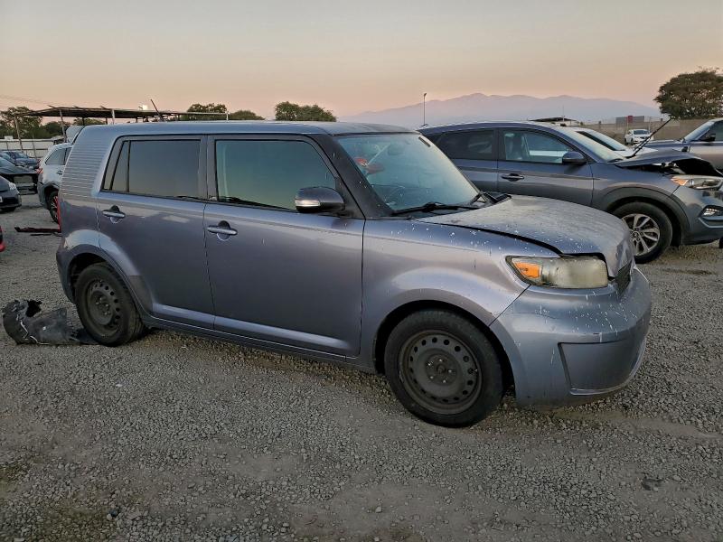 Photo 4 from auction – 2010 TOYOTA SCION with VIN JTLZE4FE9A1106305