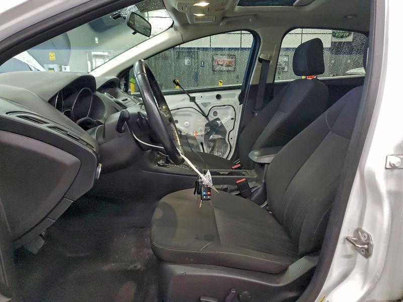 Photo 7 from auction – 2015 FORD FOCUS SE with VIN 1FADP3F22FL285594