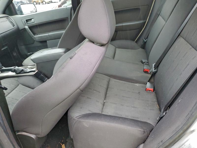 Photo 10 from auction – 2011 FORD FOCUS SE with VIN 1FAHP3FN0BW135472
