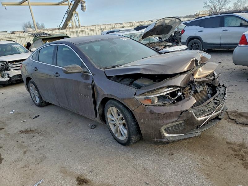 Photo 4 from auction – 2016 CHEVROLET MALIBU LT with VIN 1G1ZE5STXGF186451