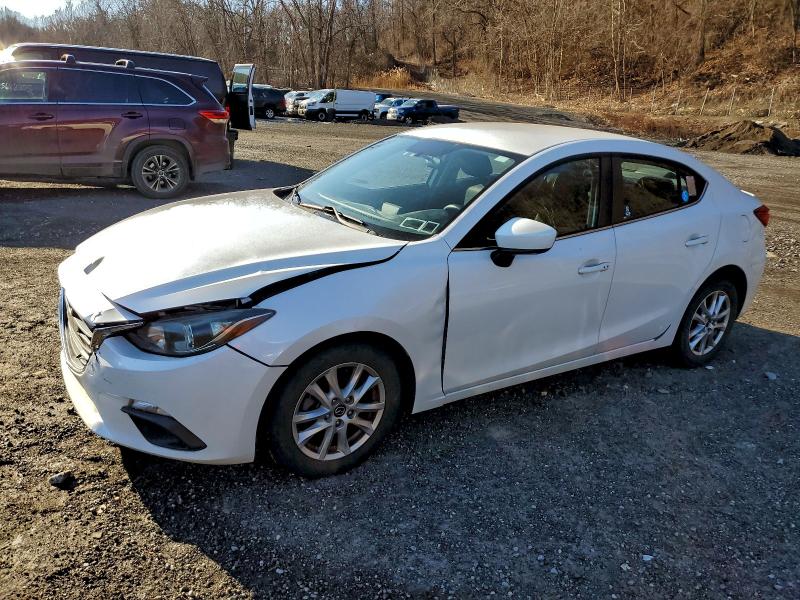 MAZDA 3 TOURING 2014 z numerem VIN JM1BM1V74E1127666 - Zdjęcie z aukcji