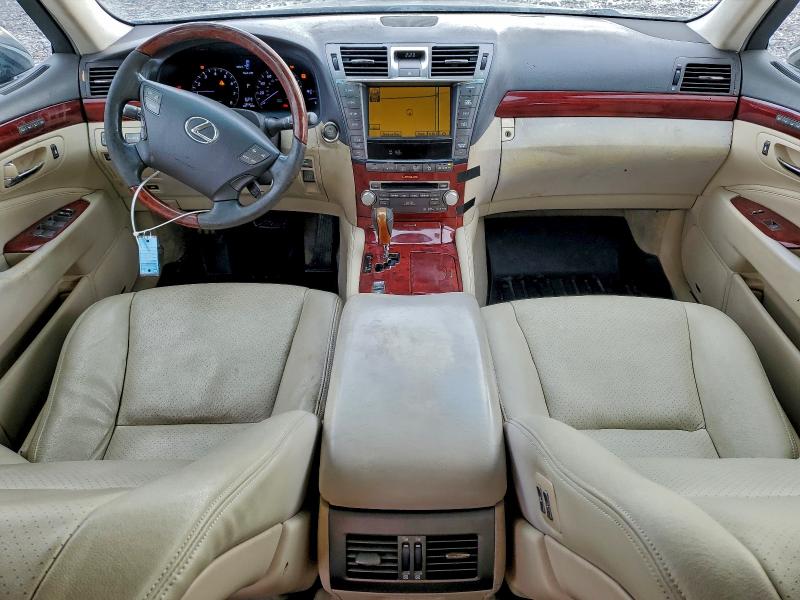 Photo 8 from auction – 2010 LEXUS LS 460 with VIN JTHBL5EF3A5097112