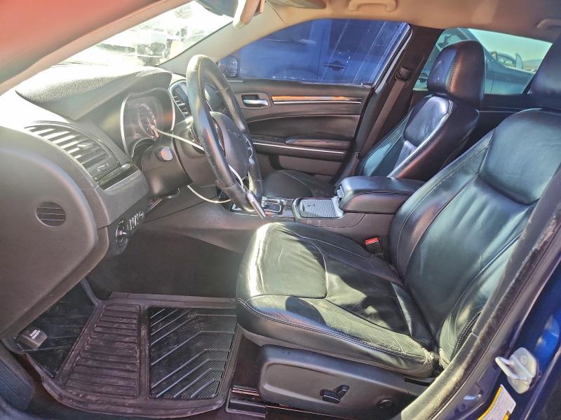 Photo 7 from auction – 2015 CHRYSLER 300 LIMITE with VIN 2C3CCAAG2FH931629