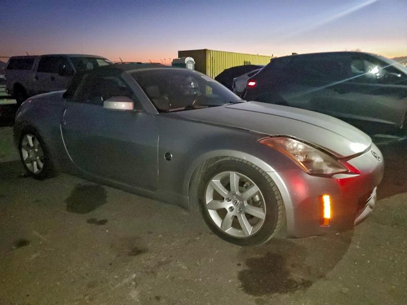 Photo 4 from auction – 2004 NISSAN 350Z with VIN JN1AZ36D64T110242