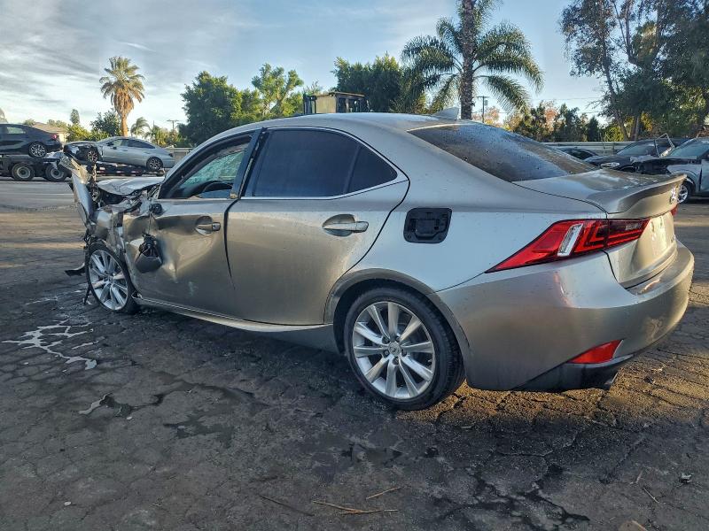 Photo 2 from auction – 2016 LEXUS IS 200T with VIN JTHBA1D24G5038026