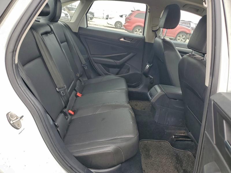 Photo 10 from auction – 2019 VOLKSWAGEN JETTA with VIN 3VWC57BU0KM195201