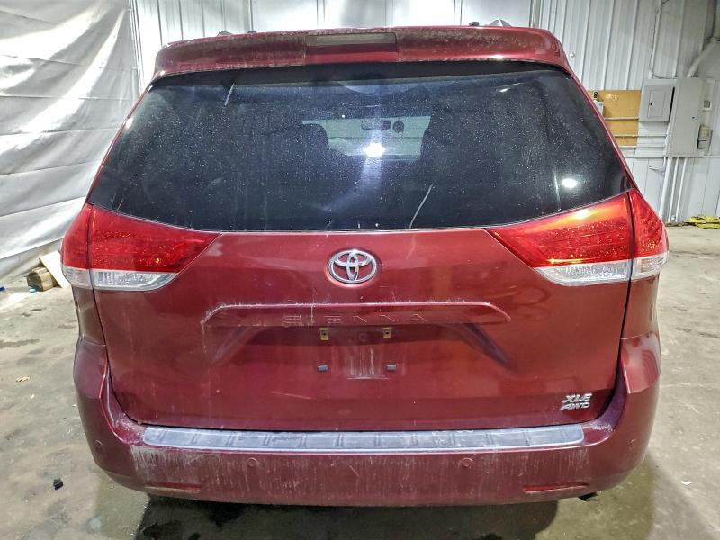 Photo 6 from auction – 2013 TOYOTA SIENNA XLE with VIN 5TDDK3DC5DS063096