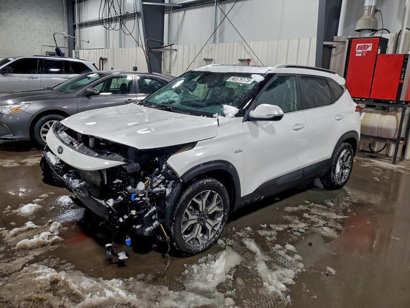 KIA SELTOS EX 2021 with VIN KNDERCAA8M7172097 - Photo from auction