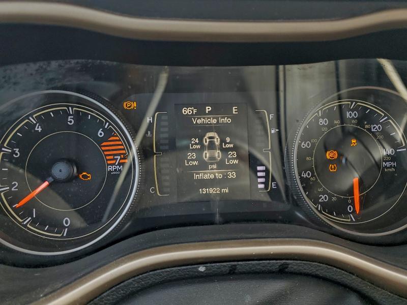 Foto 9 de la subasta – 2017 JEEP CHEROKEE con VIN 1C4PJMAB9HW515784