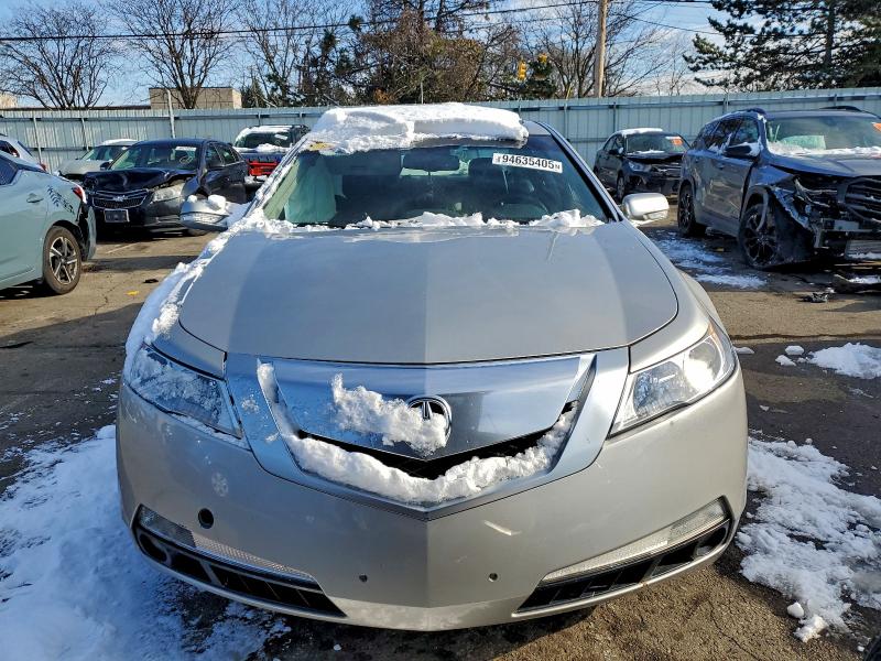 Photo 5 from auction – 2010 ACURA TL with VIN 19UUA8F52AA008632